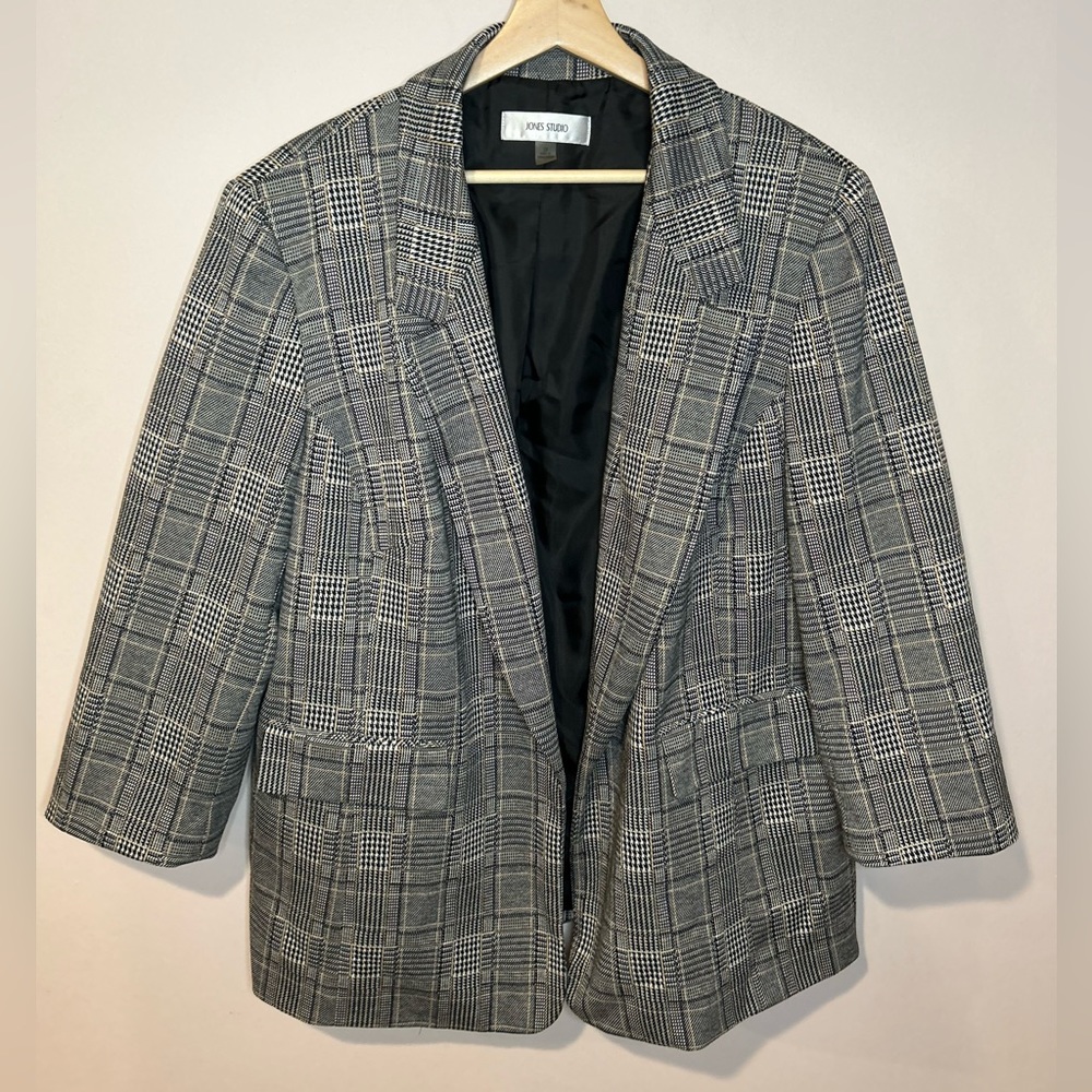 Women's Gray Plaid Blazer Jacket